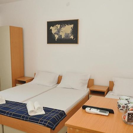 בודווה Guest House Markovic מראה חיצוני תמונה
