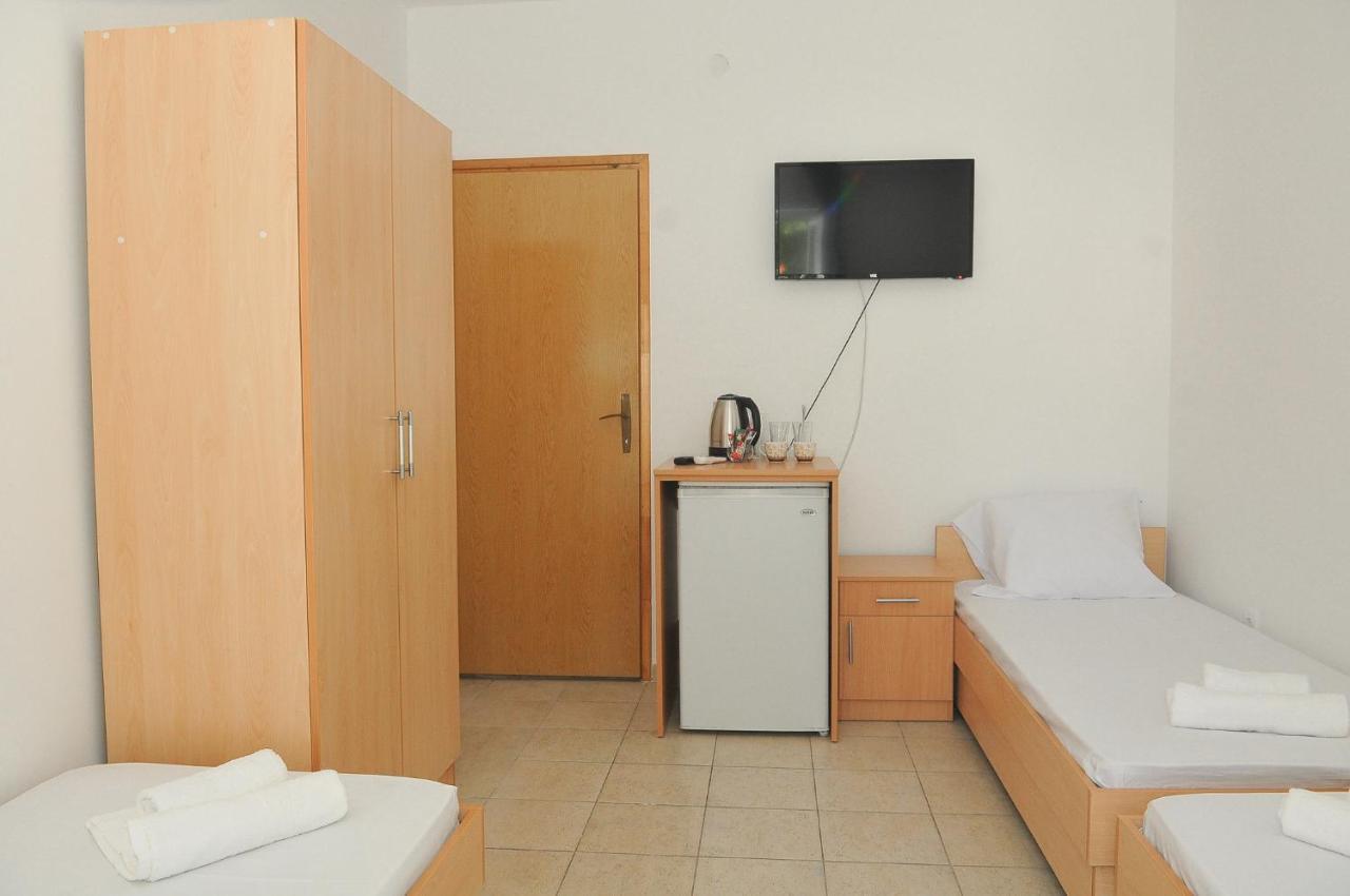בודווה Guest House Markovic מראה חיצוני תמונה