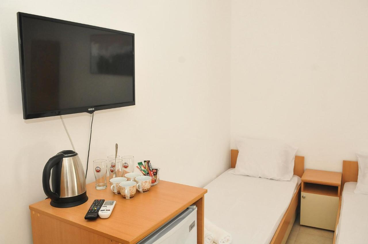 בודווה Guest House Markovic מראה חיצוני תמונה