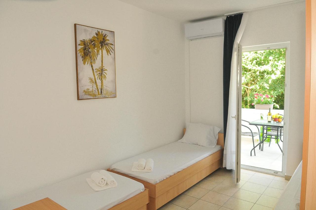 בודווה Guest House Markovic מראה חיצוני תמונה